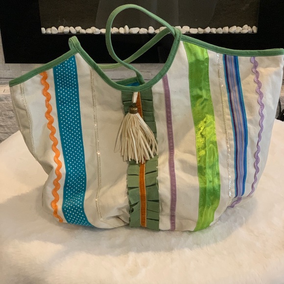 Lulu Handbag - Picture 4 of 5